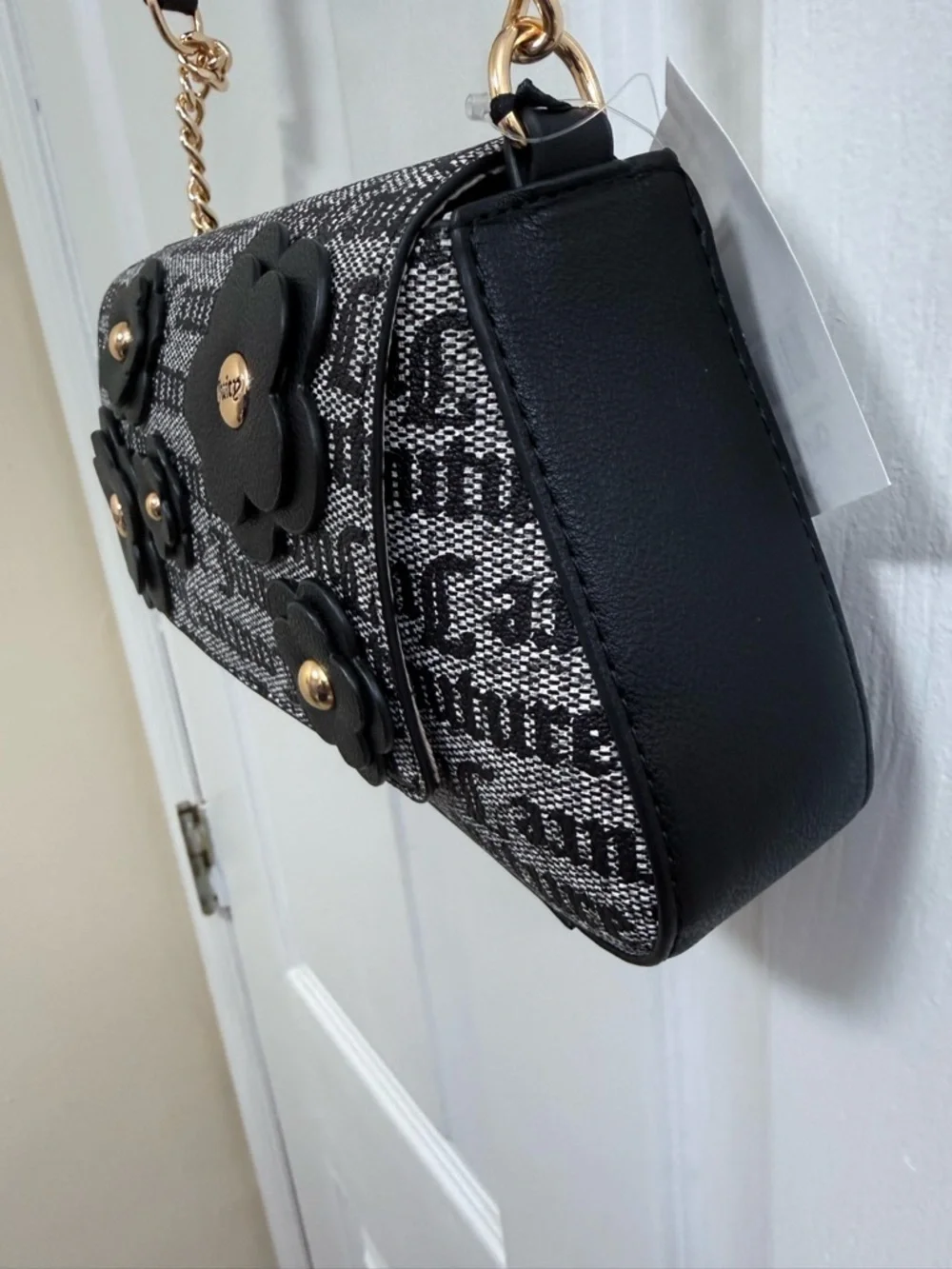 NWT Juicy Couture Bouquet Flap Floral Logo Shoulder Bag in Black Beige